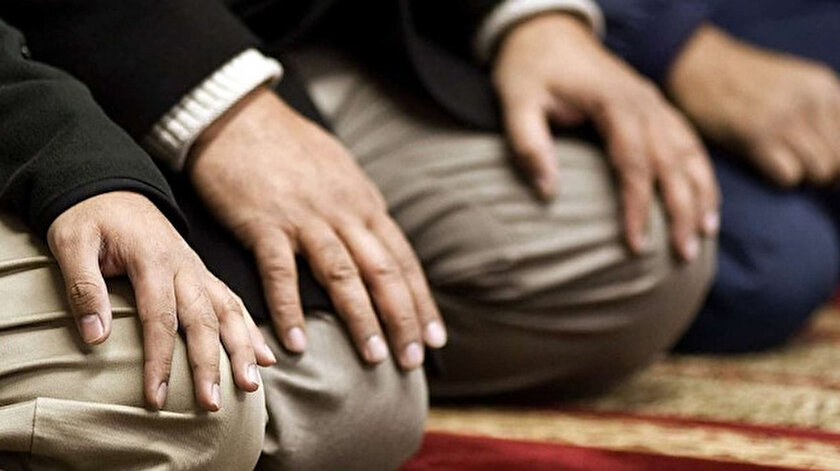 Ima Ile Namaz Nasil Kilinir Gozle Ima Ederek Namaz Kilinabilir Mi Yeni Safak