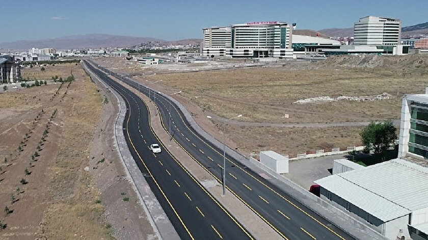 Erzurum Haberleri Erzurum Sehir Hastanesi Baglanti Konforuyla Yolu Goz Dolduruyor Henuz Daha Tamamlanmadan Tam Not Aldi