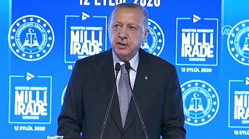 Cumhurbaşkanı Erdoğandan Macrona sert tepki: Senin şahsımla daha çok sıkıntın olacak