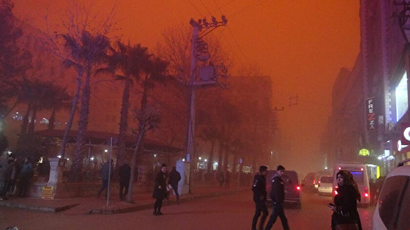 Meteoroloji bazı illere toz fırtınası uyarısı yaptı.