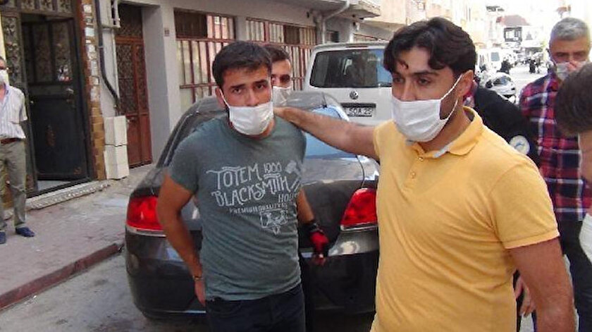 Soyduğu kuyumcuya yalvaran hırsız tutuklandı.