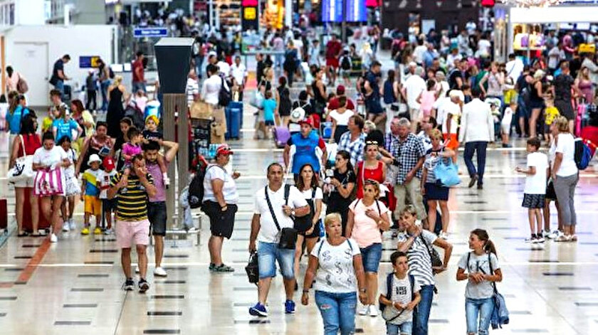 Antalya'da turizm sezonu kasıma kadar uzayabilir.