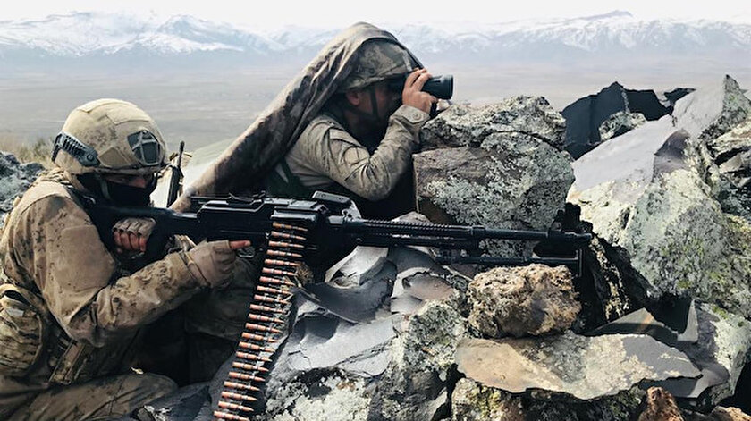 Güvenlik güçlerimiz, terör örgütüne karşı operasyonları hız kesmeden sürdürüyor.