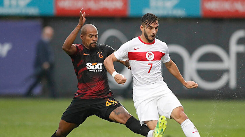 Galatasaraylı Marcaodan, milli futbolcu Halil Dervişoğluna tokat iddiası