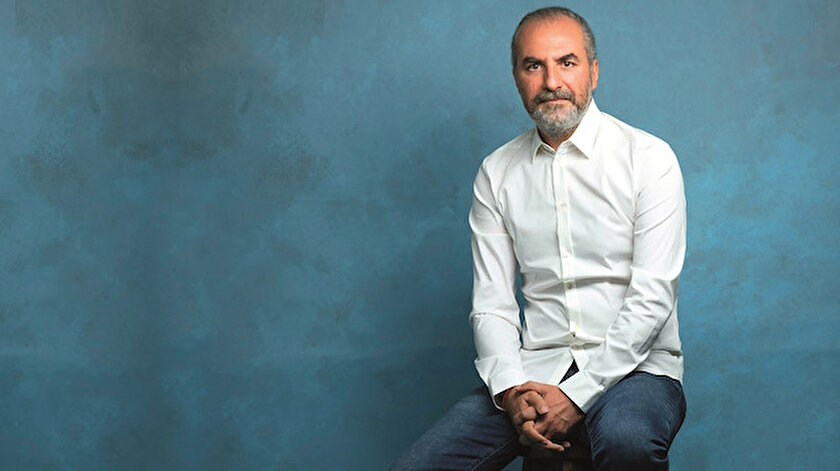 Herkes hayatında kaybettiğini arar