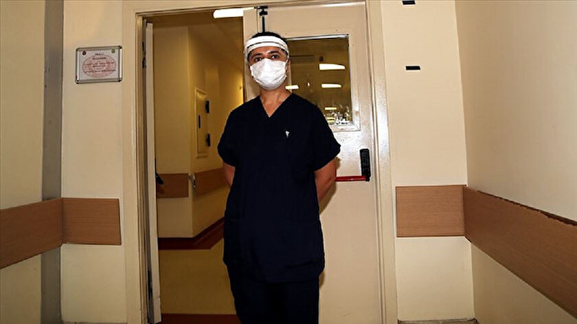 Koronavirusle Mucadele Eden Kahraman Doktorlar Anlatiyor Benim Yasimda Vefat Eden Insanlar Goruyorum