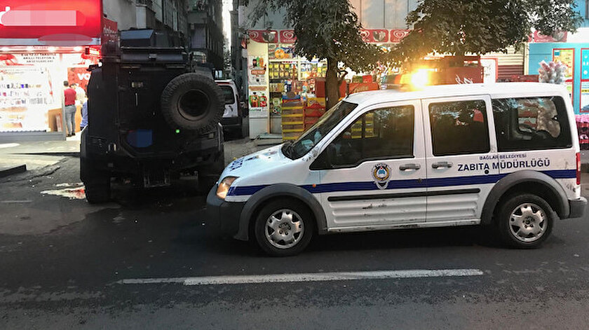 İhbar üzerine olay yerine ekipler geldi.