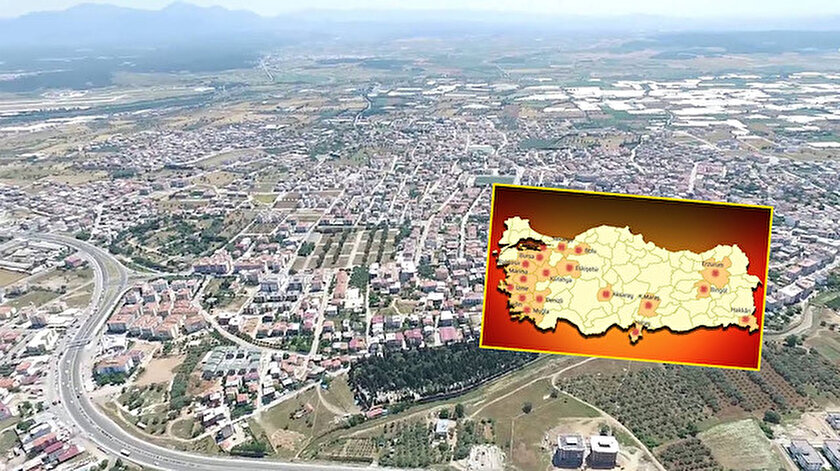 İzmir'de bazıları 6 ile 7.2 büyüklüğünde deprem üretme potansiyele sahip 17 aktif fay bulunuyor.