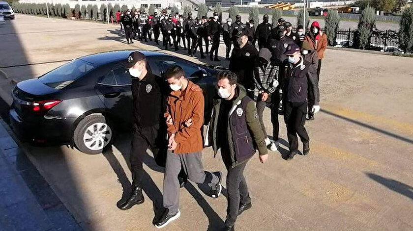 Kocaeli haberleri: Sahte alışveriş siteleriyle dolandırıcılık yapan 29 şüpheli adliyede