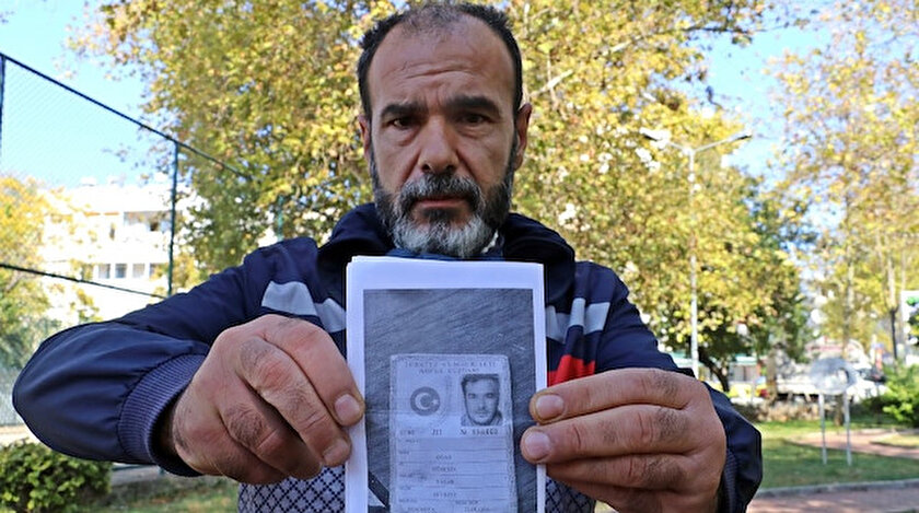 Kayıp diye çıkarmaya gittiği kimliğinde ölen çocukluk arkadaşının fotoğrafını gördü
