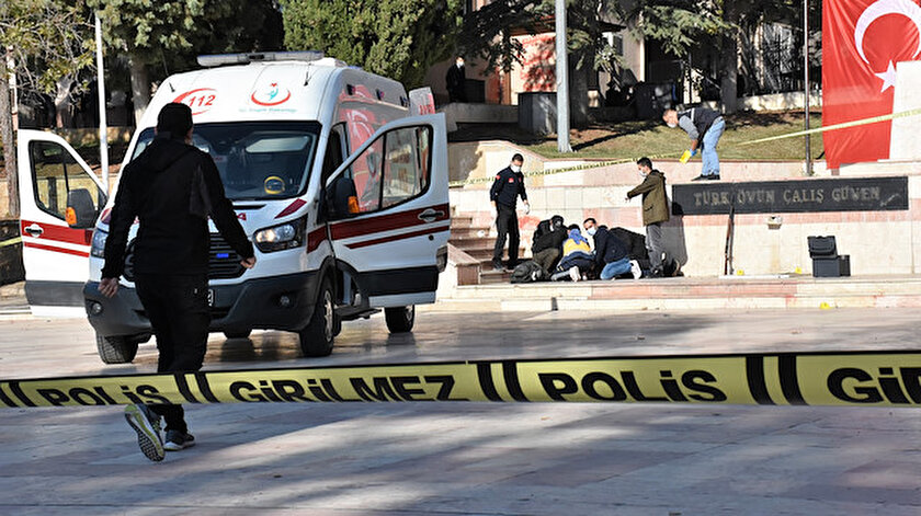 Olay yerine ambulans ve polis ekipleri sevk edildi.