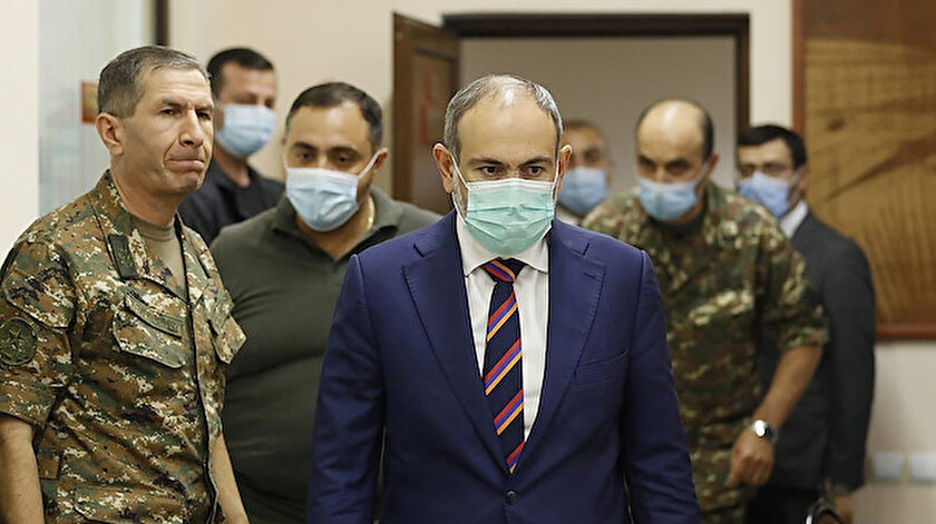 Foto/arşiv: Ermenistan Başbakanı Nikol Paşinyan ve askeri heyet.