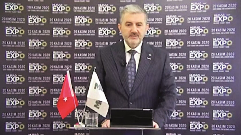 Kovid-19 testi pozitif çıktığı belirtilen MÜSİAD Genel Başkanı Abdurrahman Kaan, programın açılış konuşmasını telekonferans sistemi aracılığıyla yaptı.