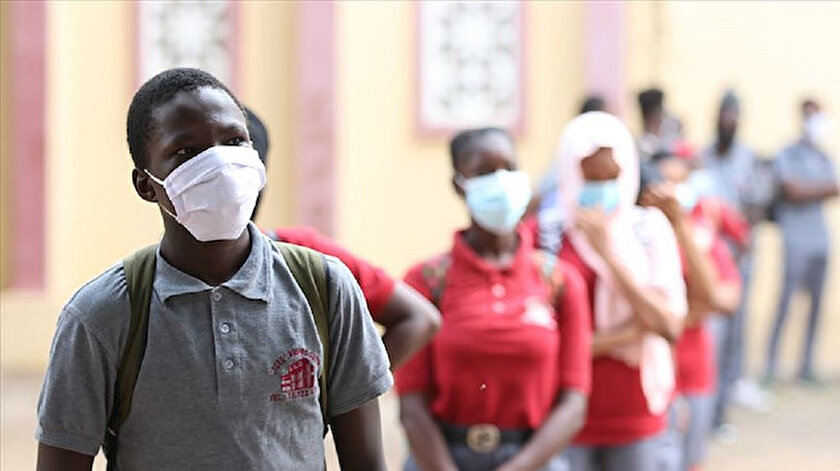 Kıtada, Kovid-19 kaynaklı en fazla can kaybı 20 bin 845 ölümle Güney Afrika'da kayda geçti.