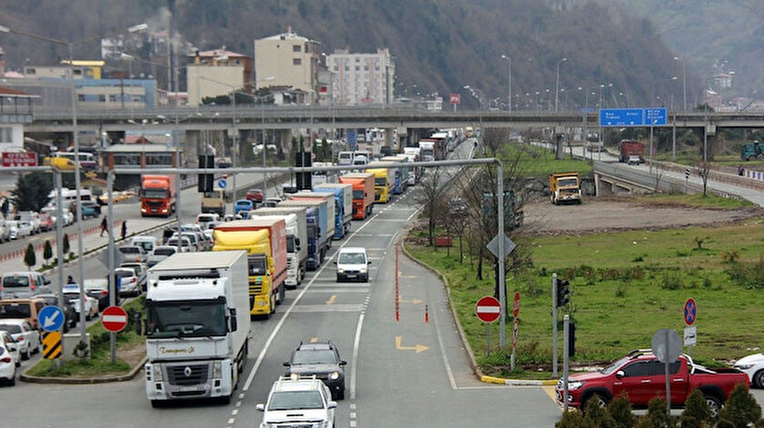 sarp kara hudut kapisi ndan 704 tir
