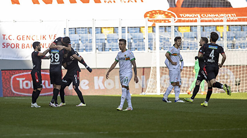 Gençlerbirliği takımının gol sevinci