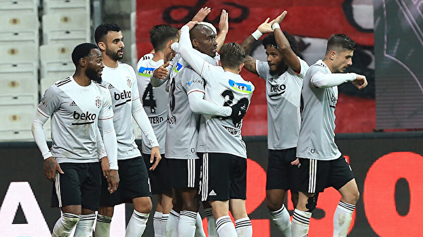 Beşiktaşlı futbolcuların gol sevinci