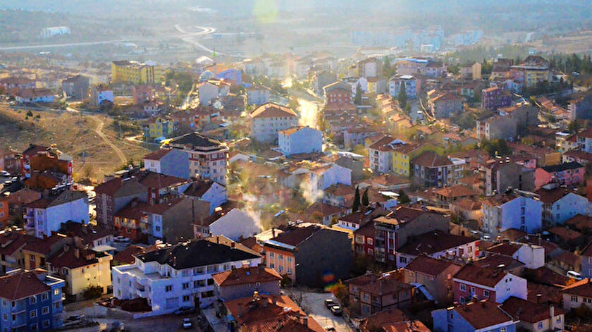 Nüfusun yüzde 70’i karantinadaki ilçede sıkı denetim