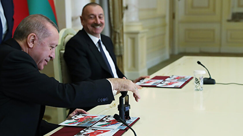 Dışişleri Bakanı Mevlüt Çavuşoğlu duyurdu: Azerbaycanla vizeler kalkıyor
