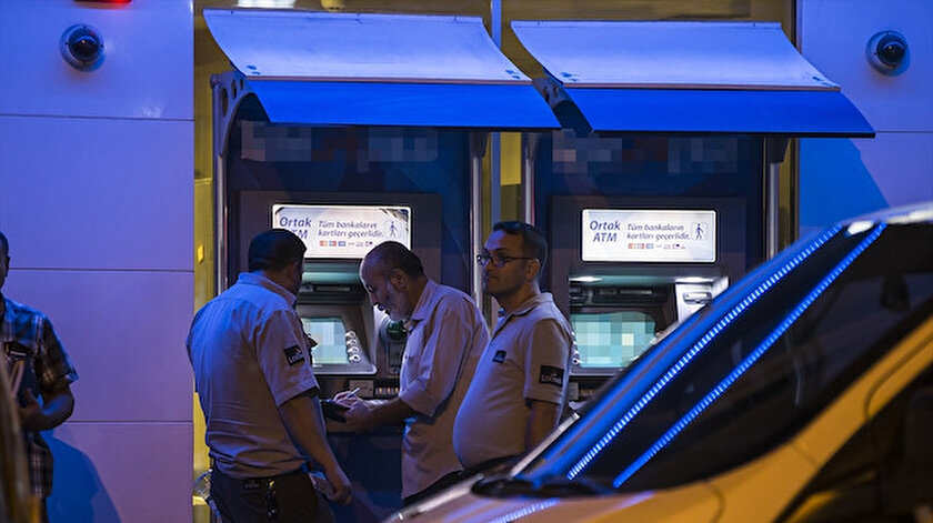 Güvenlik görevlisi çalıştığı bankadan çaldığı 4,5 milyon lirayla Ukraynaya kaçtı