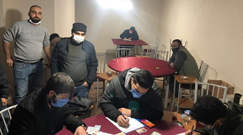 Yeni tip koronavirüs tedbirleri kapsamında kapalı olması gereken kahvehanelere yönelik denetimlerini artırdı.