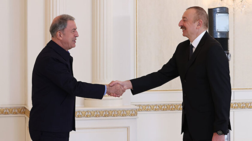 Azerbaycan Cumhurbaşkanı Aliyev, Bakan Akar ve TSK komuta kademesini kabul etti