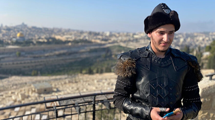 Filistinli sanatçı Diriliş Ertuğrul dizi müziğini Kudüs için hazırladığı ezgiye uyarladı