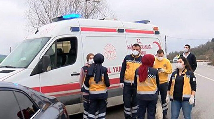 Bölgeye çok sayıda polis, itfaiye ve acil servis ekibi sevk edildi.