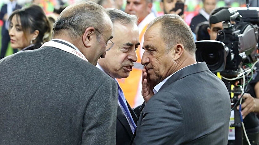 Galatasaray Başkanı Mustafa Cengiz, teknik direktörü Fatih Terim ile yola devam edeceklerini söyledi.