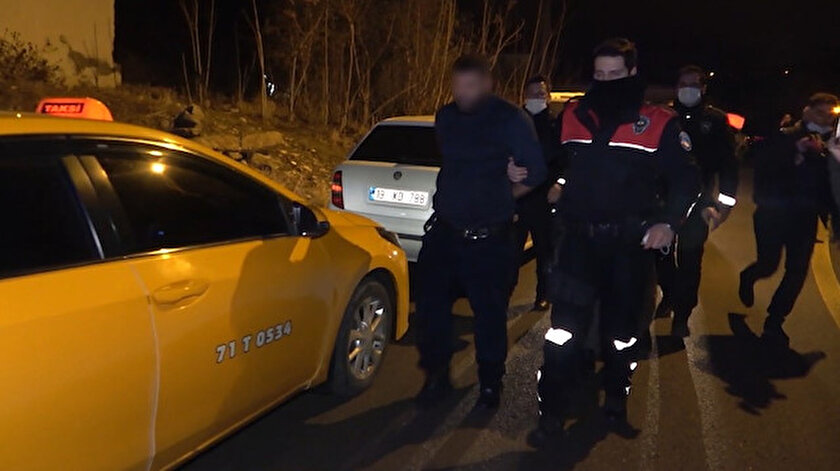 Polisin dur ihtarına uymayıp ter yöne girdi, kovalamacanın ardından yakalandı.