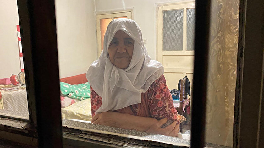 Bülbül teyze, dolandırıcıların yakalanmasında emeği geçen polislere