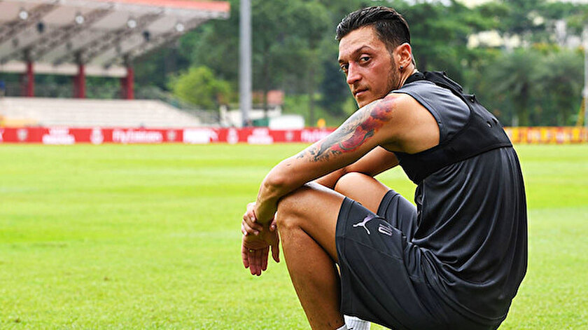 Masut Özil'in kısa süre içerisinde Arsenal'den ayrılması bekleniyor.