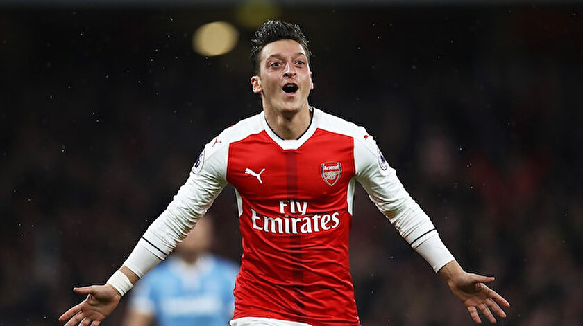 Fenerbahçe Mesut Özil ile 3.5 yıllık anlaşma sağladı.
