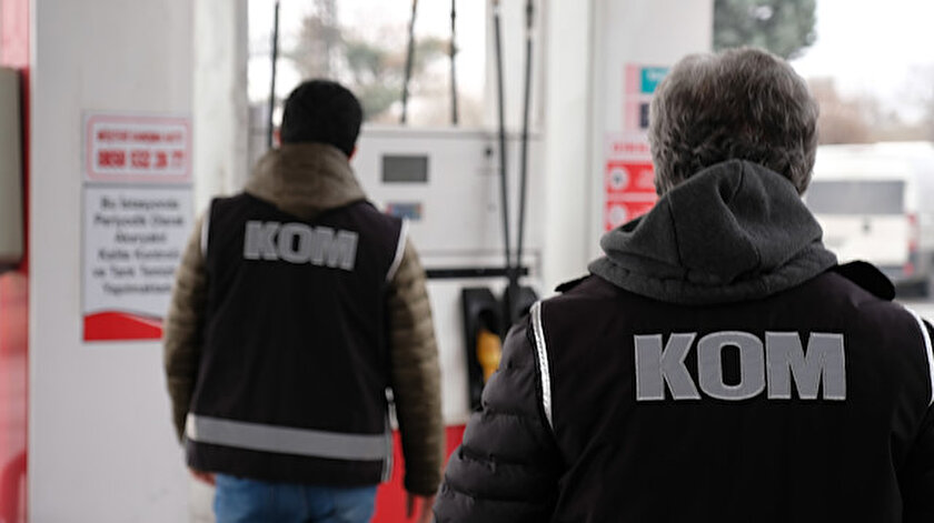 Akaryakıtta vergi kaçakçılarına 'Silici' operasyonundan görüntüler.