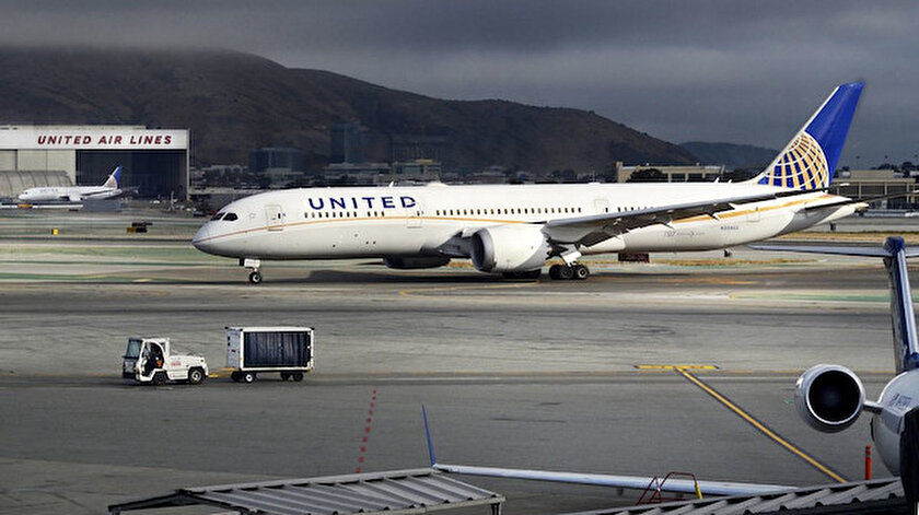 ABDnin büyük hava yolu şirketlerinden United Airlines 7,1 milyar dolar zarar açıkladı