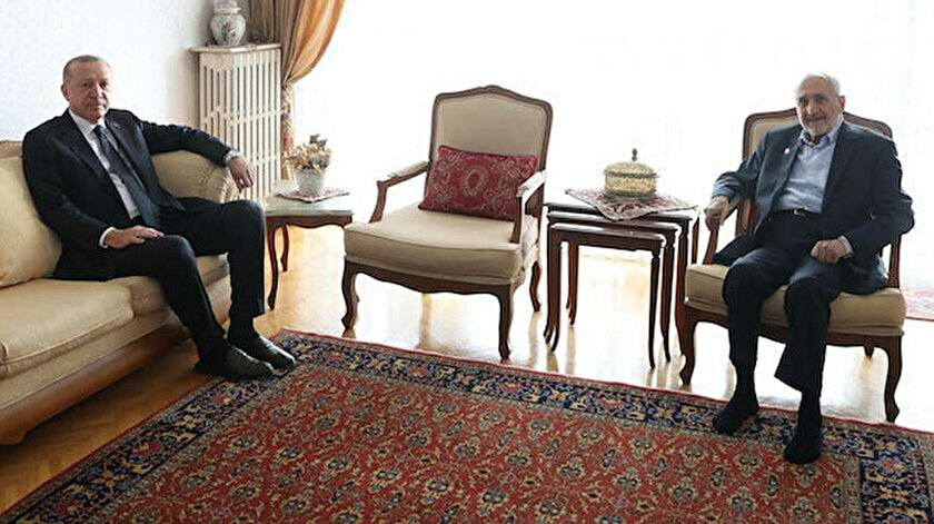 Cumhurbaşkanı Erdoğan, Oğuzhan Asiltürk'ü Ankara'daki evinde ziyaret etmişti.