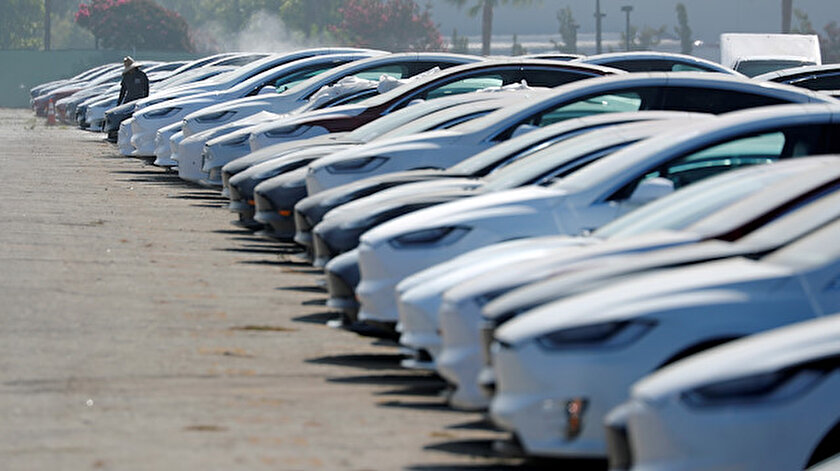 Otomotiv devinden flaş karar: 135 bin aracını geri çağıracak