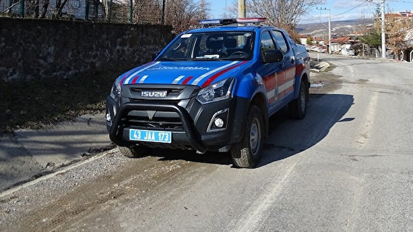 Kütahya’da bir köy 10 gün süreyle giriş çıkışlara kapatıldı
