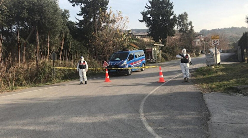 Kadınlar ekmek yaparken koronavirüsü yaydı