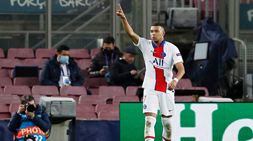 Paris Saint Germain, Barcelonayı deplasmanda dağıttı