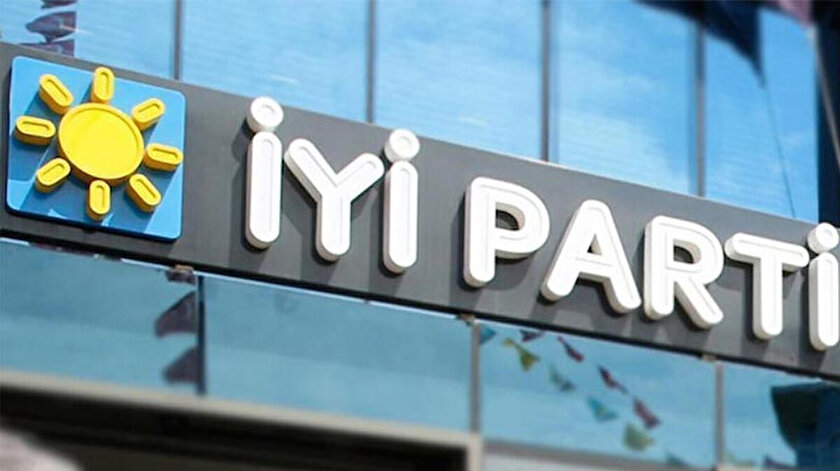 İYİ Partide bir istifa krizi daha: Görevden mi alındı istifa mı etti?