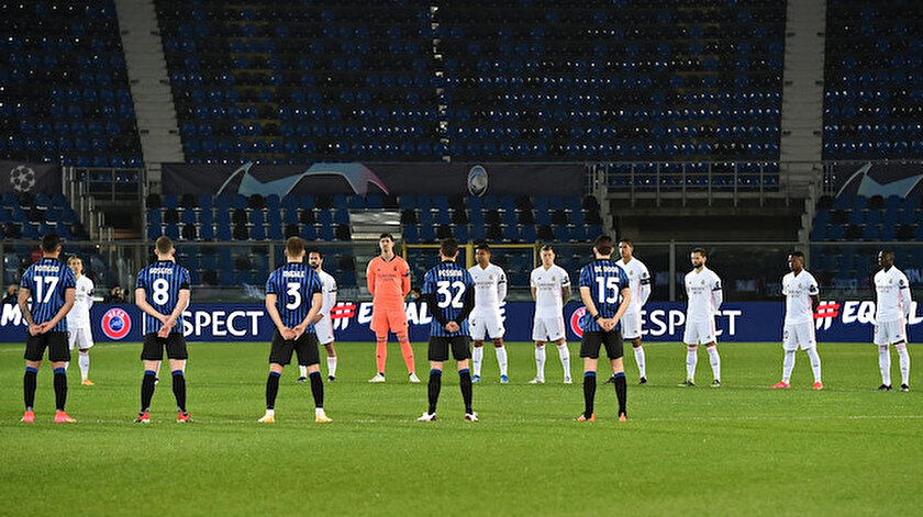 Şampiyonlar Liginde duygusal anlar: Atalantalılar kansere yenik düşen futbolcularını andı