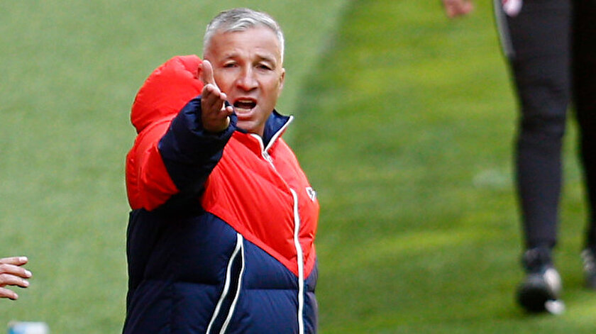 Dan Petrescu İskoçya yolunda
