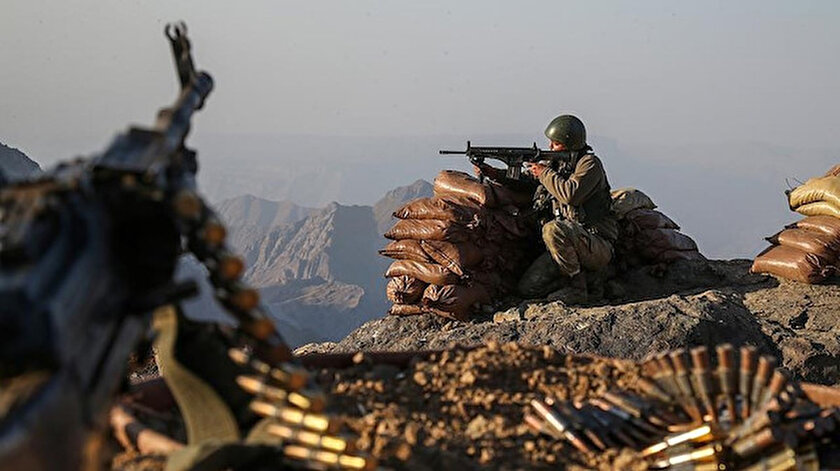 PKK terör örgütü eriyor: 2 terörist daha teslim oldu