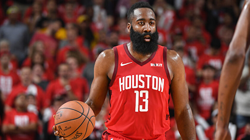 Houston Rockets eski yıldızı James Hardenın formasını emekli edecek