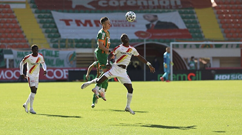 Alanyaspor galibiyeti unuttu: Ünal Karaman ve öğrencileri Alanyadan puanla döndü