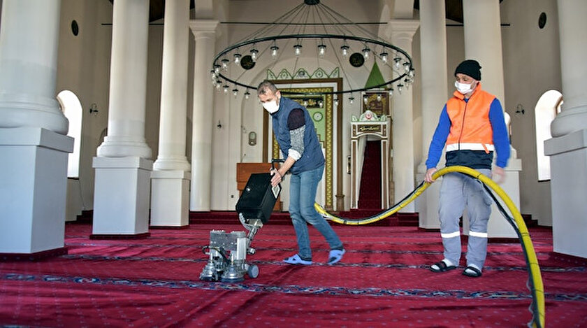 İbadethanelerde Ramazan temizliği