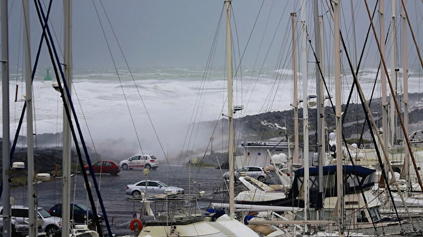 Yeni Zelanda’da 8.1 büyüklüğünde deprem: Tsunami uyarısı yapıldı