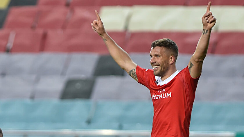 Podolskinin gol orucu sona erdi
