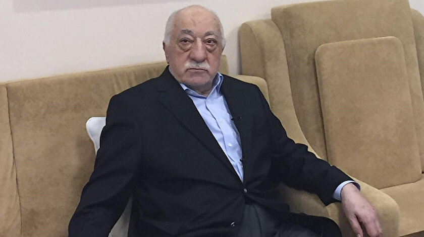 FETÖden siyasi partilere sızın talimatı